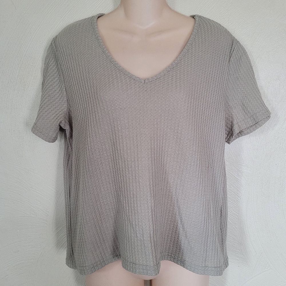 SHEIN Tan-Green Waffle Knit Solid Short Sleeve V-neck T-shirt Size Women's Large